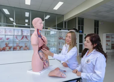 Carrera de Medicina Humana UPLA