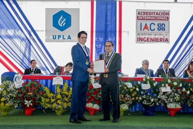 RECTOR Y DECANO DE FACULTA DE INGENIERÍA (1)