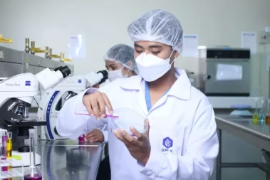 Farmacia y Bioquímica en la UPLA