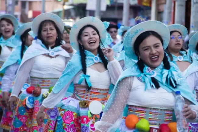 08-_1_ Celebrando la riqueza cultural del Valle del Mantaro.