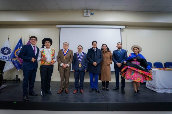 20 años de la Facultad de Medicina Humana