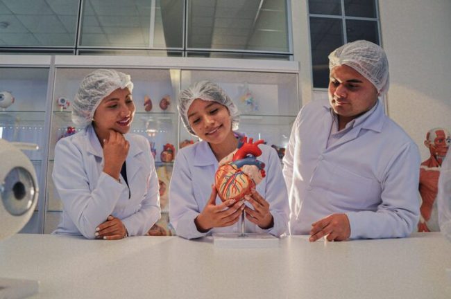 MEDICINA-TARDE-11-2048×1360