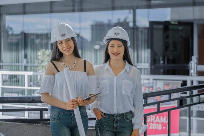 estudiantes-upla-22-copia-2048×1365