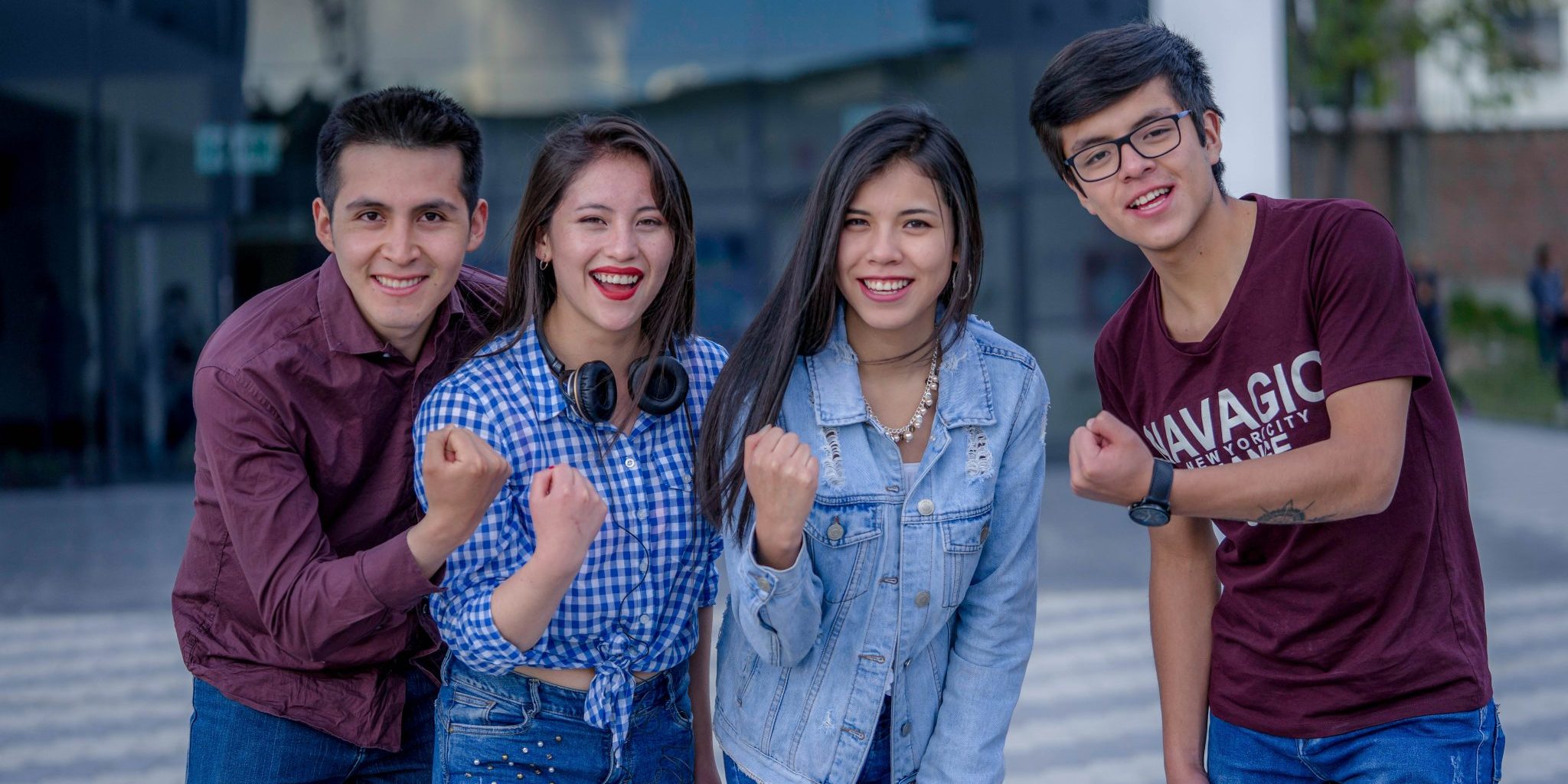 estudiantes UPLA Tu voz cuenta: participa en la Encuesta Estudiantil 2025-II.