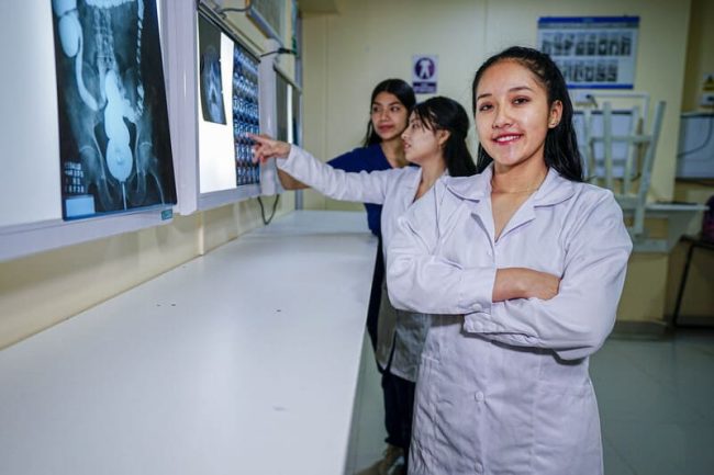 DSC07590 (1) La inteligencia artificial redefine el futuro de la radiología.