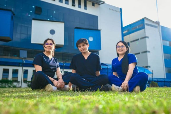 UPL00759-Mejorado-NR (1) (1) (1) Educación continua: transformando el sector salud con tecnología.