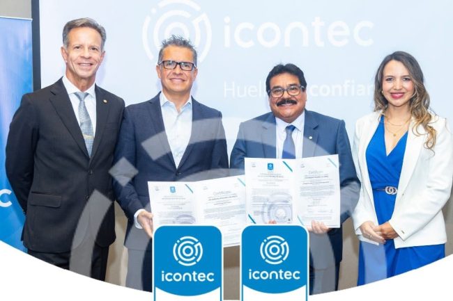 WhatsApp Image 2025-08-20 at 11.07.11 PM (1) Compromiso con la calidad educativa: la UPLA avanza.