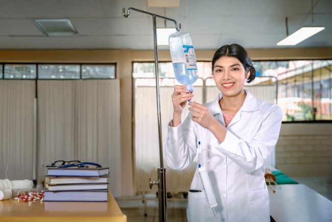 17 (1) (1) (1) Un futuro brillante comienza con un Doctorado en Ciencias de la Salud.