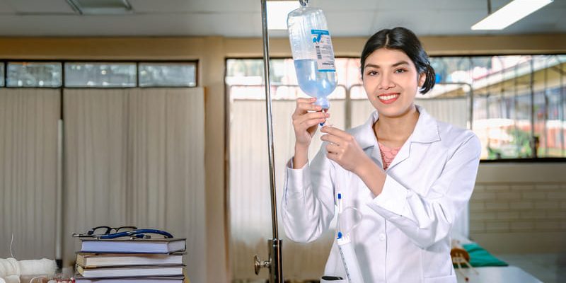 17 (1) (1) (1) Un futuro brillante comienza con un Doctorado en Ciencias de la Salud.