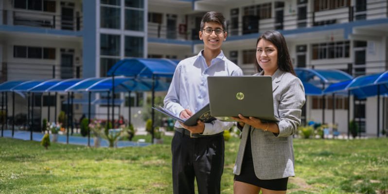 49_1 (1) (2) Oportunidades para el crecimiento profesional en la UPLA.