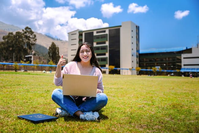 7 (2) (1) Descubre el potencial de tus ideas en nuestro taller.