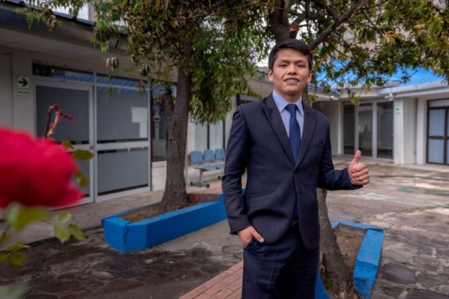 DSC08938 Jhim Jhojan Gómez: un orgullo UPLA en Psicología.