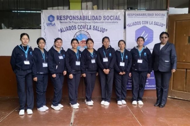 IMG_6836 Estudiantes de Enfermería: promotores de hábitos saludables en Paccha.
