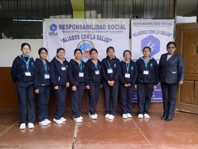 IMG_6836 Estudiantes de Enfermería: promotores de hábitos saludables en Paccha.