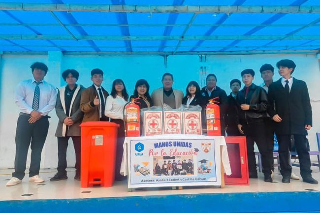 1 (2) (2) Implementación de contenedores diferenciados en la I.E. N.º 30154.