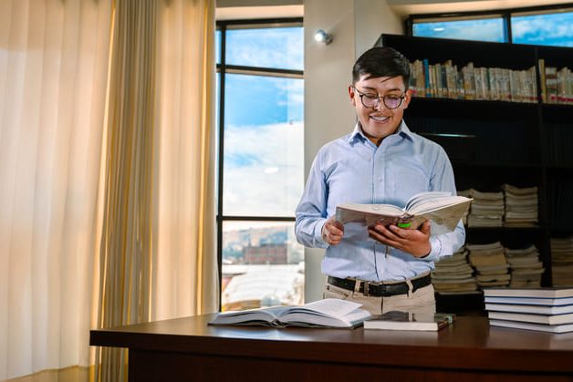 Aprendizaje colaborativo: construyendo el futuro académico de la UPLA.