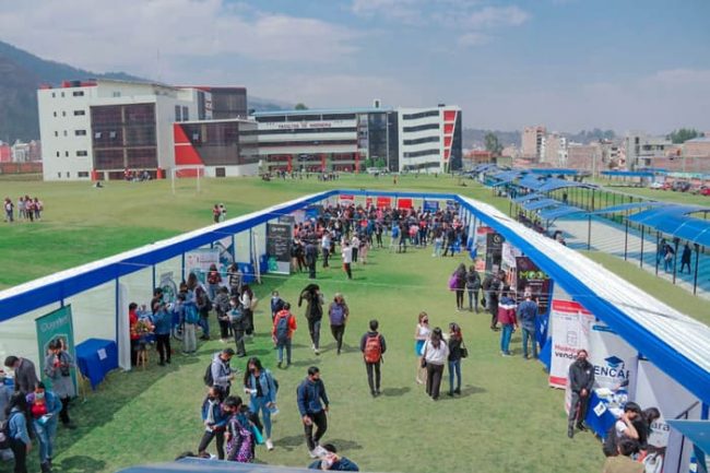 Conectando talentos con oportunidades en la IV Feria Laboral.